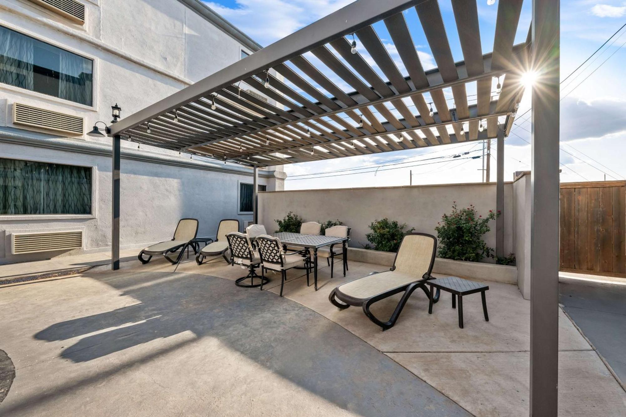 Surestay Plus Hotel By Best Western Lubbock Medical Center Eksteriør bilde