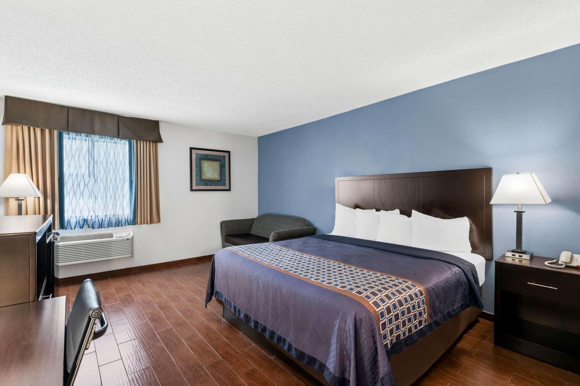 Surestay Plus Hotel By Best Western Lubbock Medical Center Eksteriør bilde