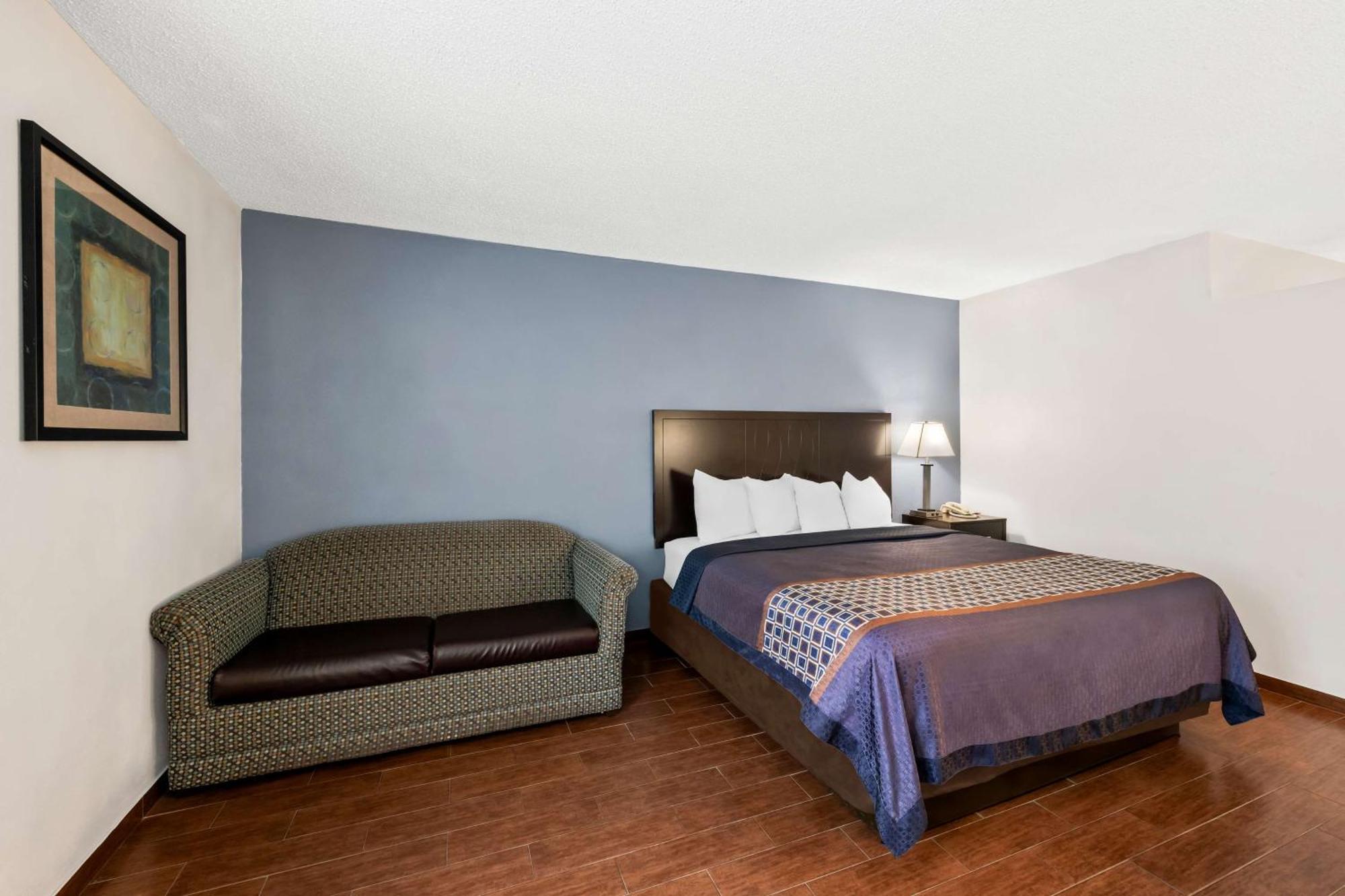Surestay Plus Hotel By Best Western Lubbock Medical Center Eksteriør bilde