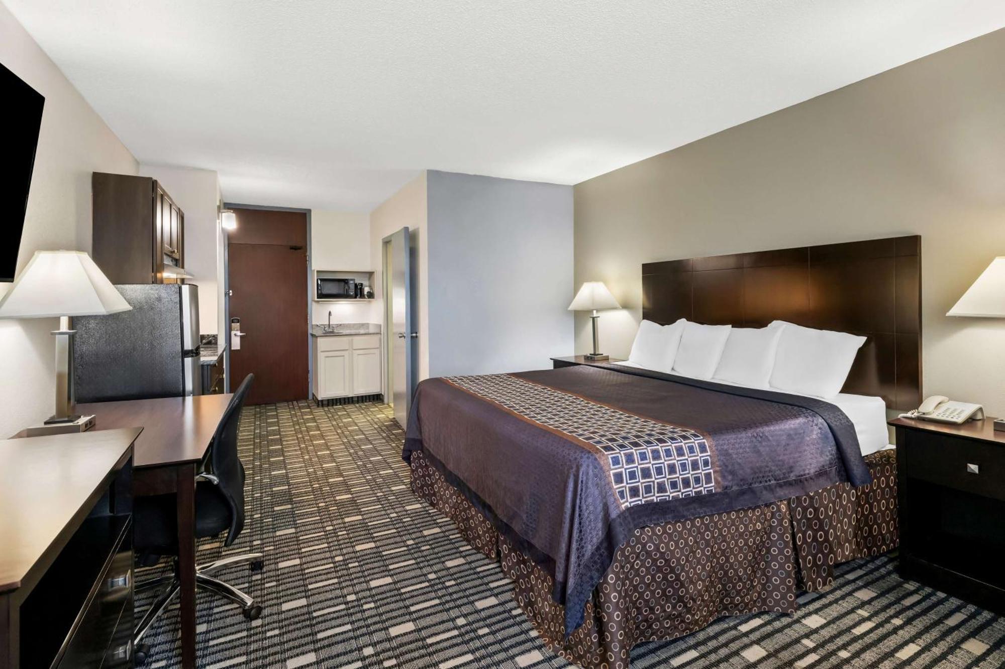 Surestay Plus Hotel By Best Western Lubbock Medical Center Eksteriør bilde