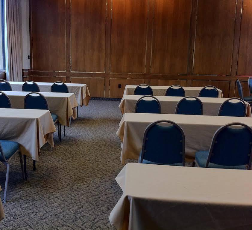 Surestay Plus Hotel By Best Western Lubbock Medical Center Eksteriør bilde