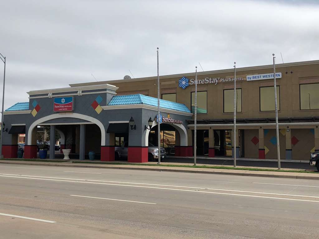 Surestay Plus Hotel By Best Western Lubbock Medical Center Eksteriør bilde